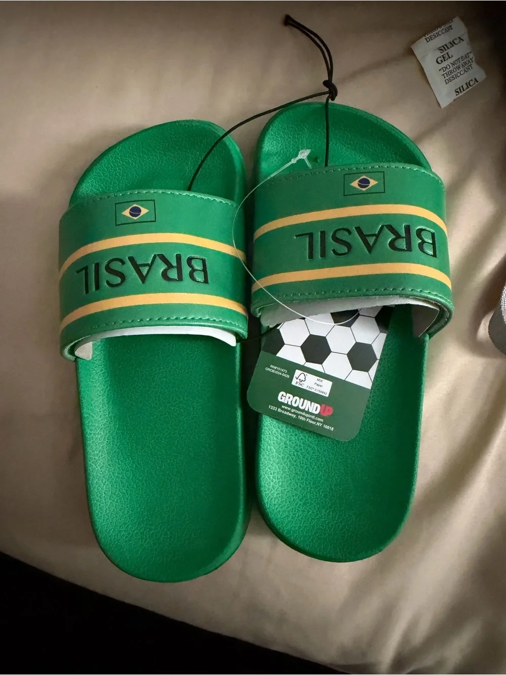 Green 'BRASIL' Slide Sandals, little KIDS size 11/12